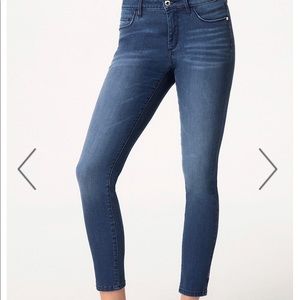 Bebe jeans